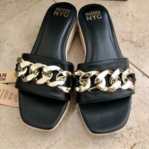 NWT Madden NYC Black and Gold Chain Slide Sandals